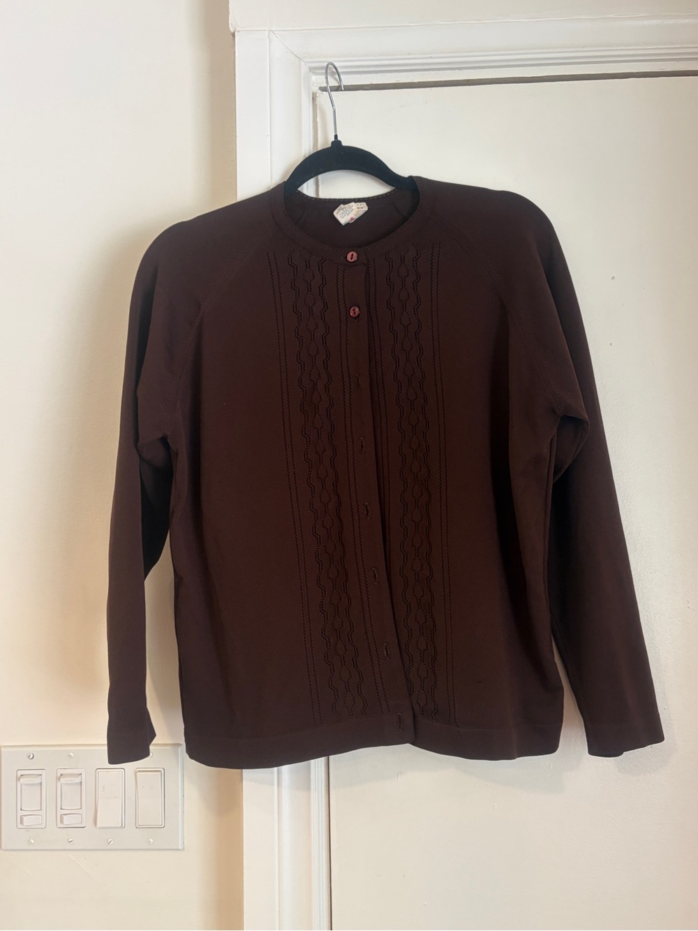 Vintage Women’s Brown Button-Front cardigan - Classic Crewneck